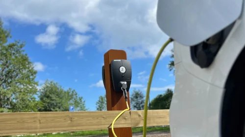 Installera elbilsladdning för din verksamhet moveco